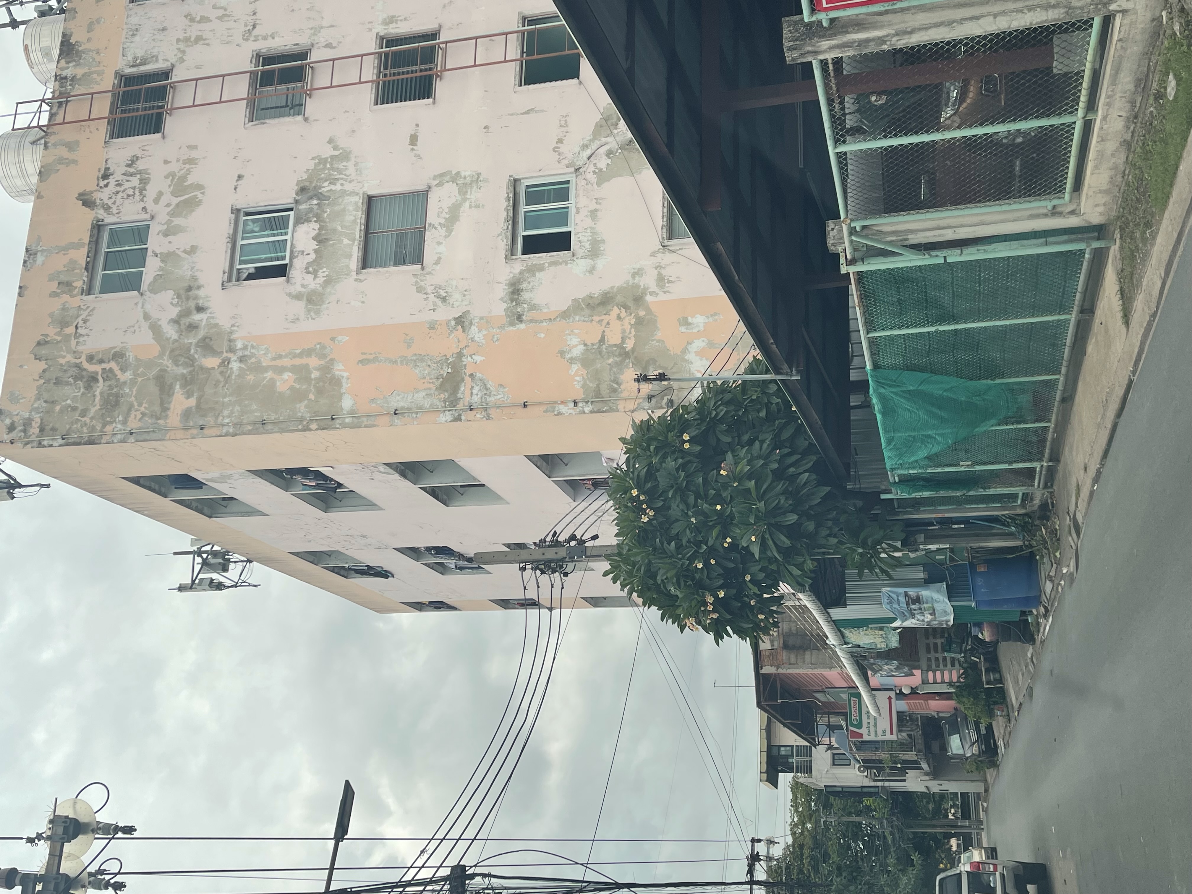 ขาย เนื้อที่97ตรว. ถ.ประชาชื่น
