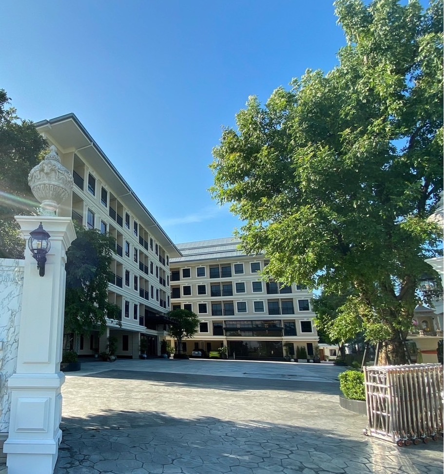 อพาร์ทเม้นท์ใหม่ เหมาะลงทุนเซอร์วิสโรงแรม มี 170 ห้อง 700 ตรว. มีคนเช่า 90 กว่า% ทำเลใกล้ สนามบินสุวรรณภูมิ บางนา 