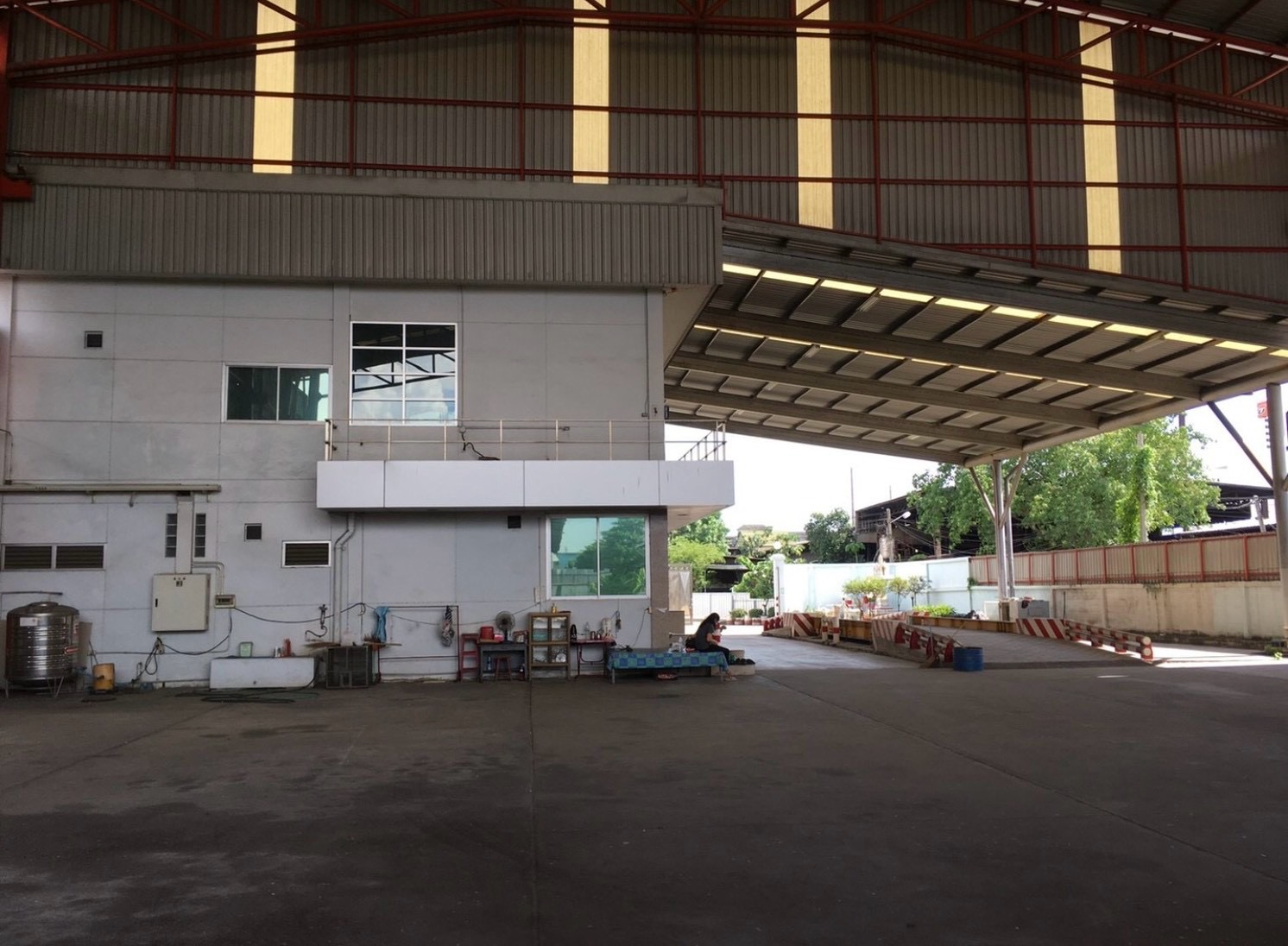 Image 4